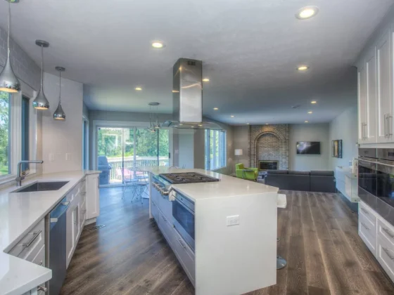 Built To Last: Choosing Durable Kitchen Cabinets for Busy Households